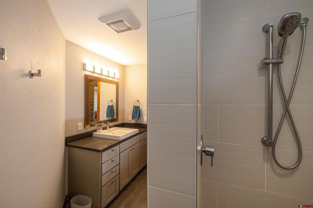 101 E Colorado Avenue 302 - Thumbnail 18