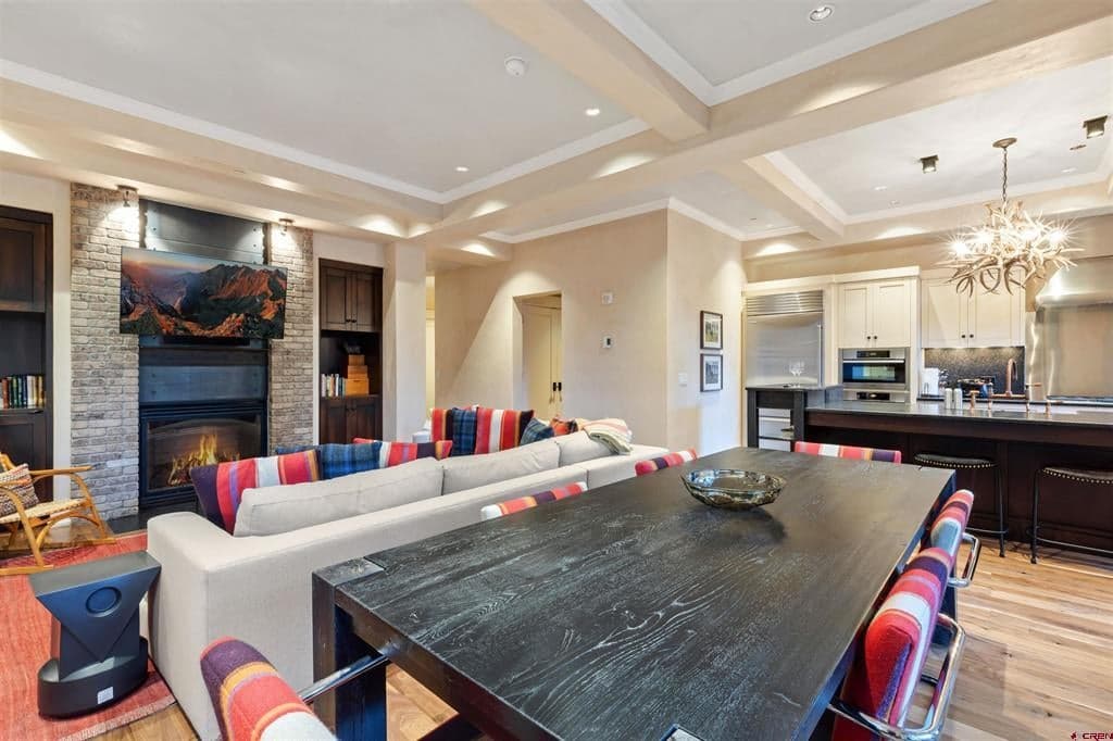 398 S Davis Street SW 201 - Thumbnail 9
