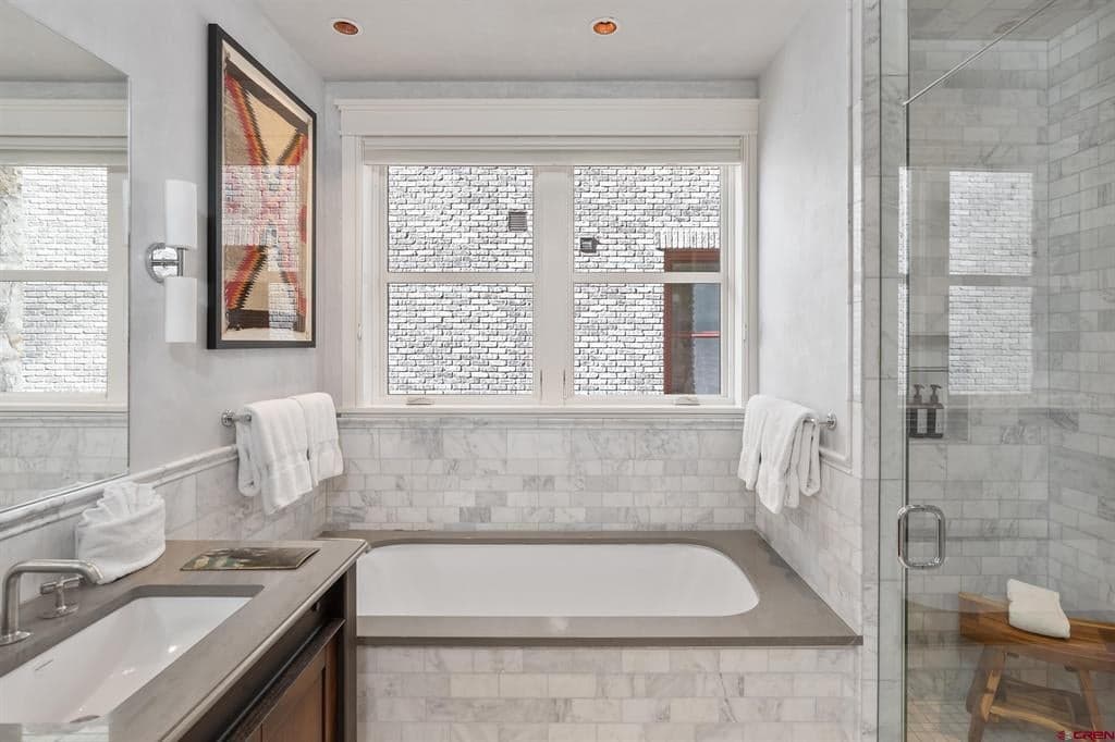 398 S Davis Street SW 201 - Thumbnail 19