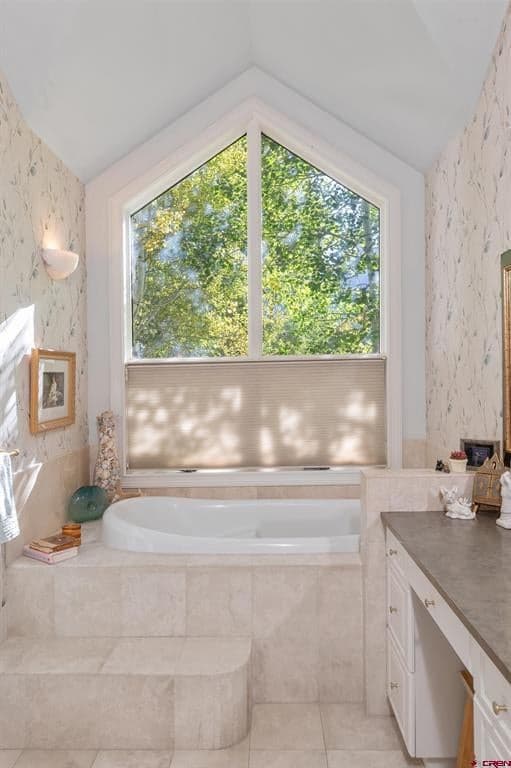 721 E Columbia - Thumbnail 15