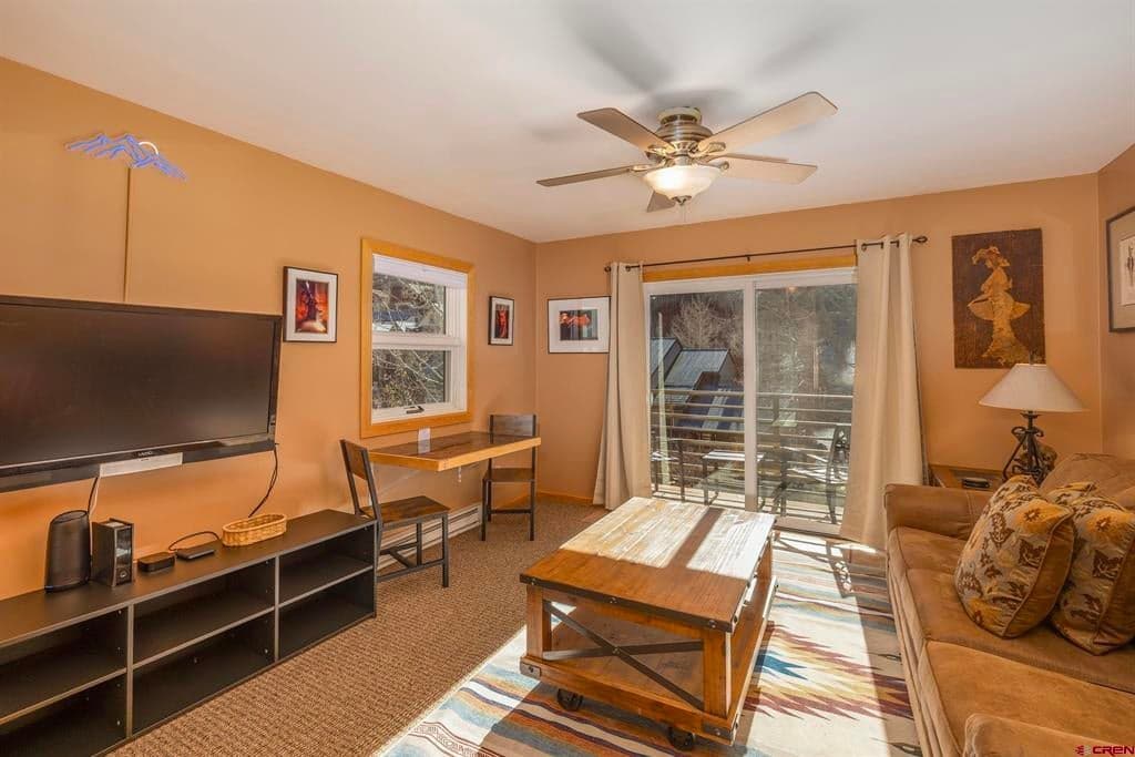 651 W Pacific Avenue - Thumbnail 11