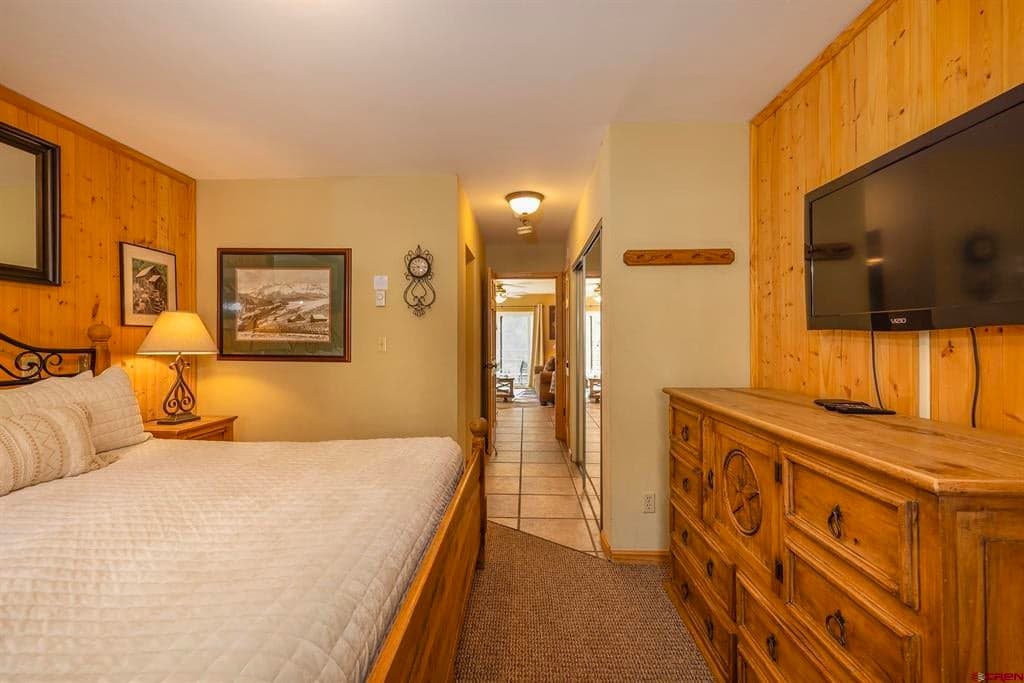 651 W Pacific Avenue - Thumbnail 19