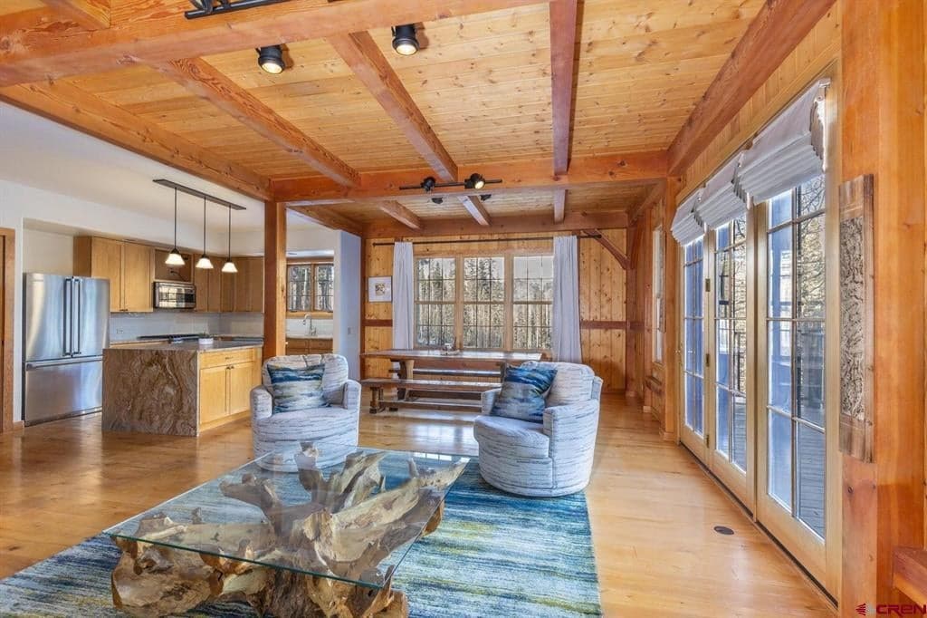 114 Cabins Lane - Thumbnail 5