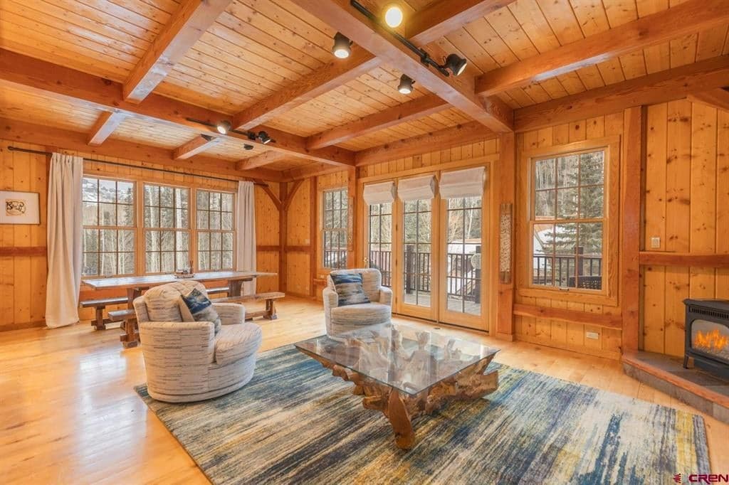 114 Cabins Lane - Thumbnail 2