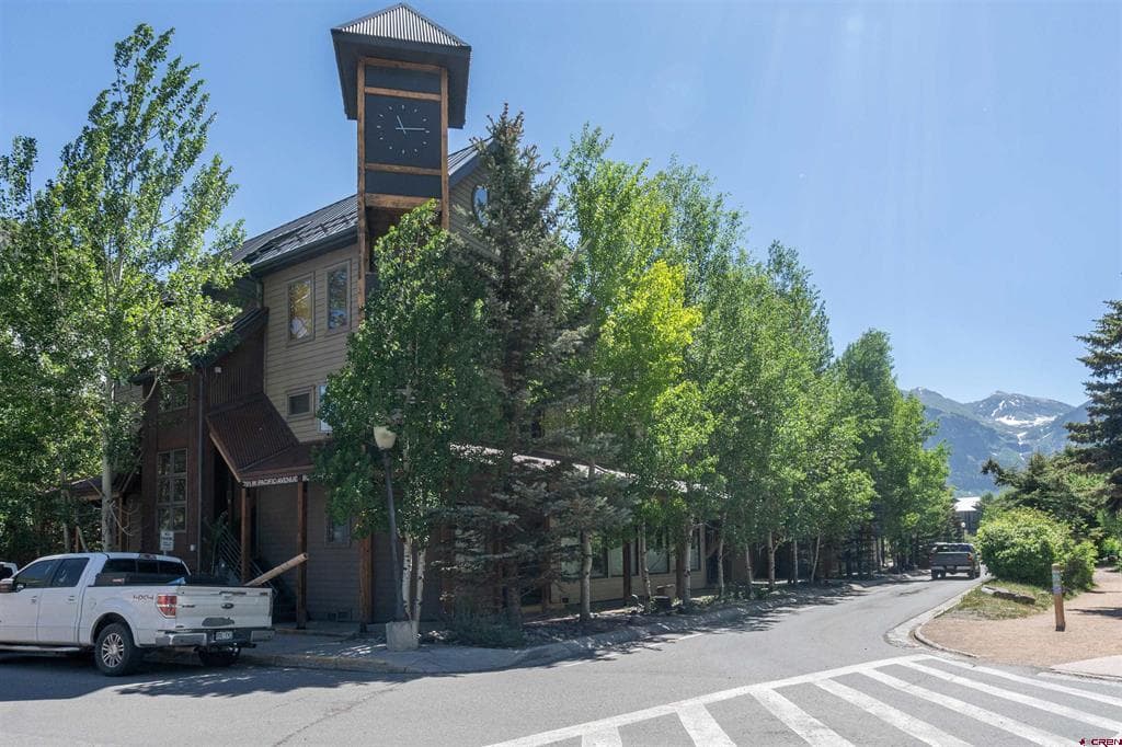 791 W Pacific Avenue 4H - Thumbnail 14
