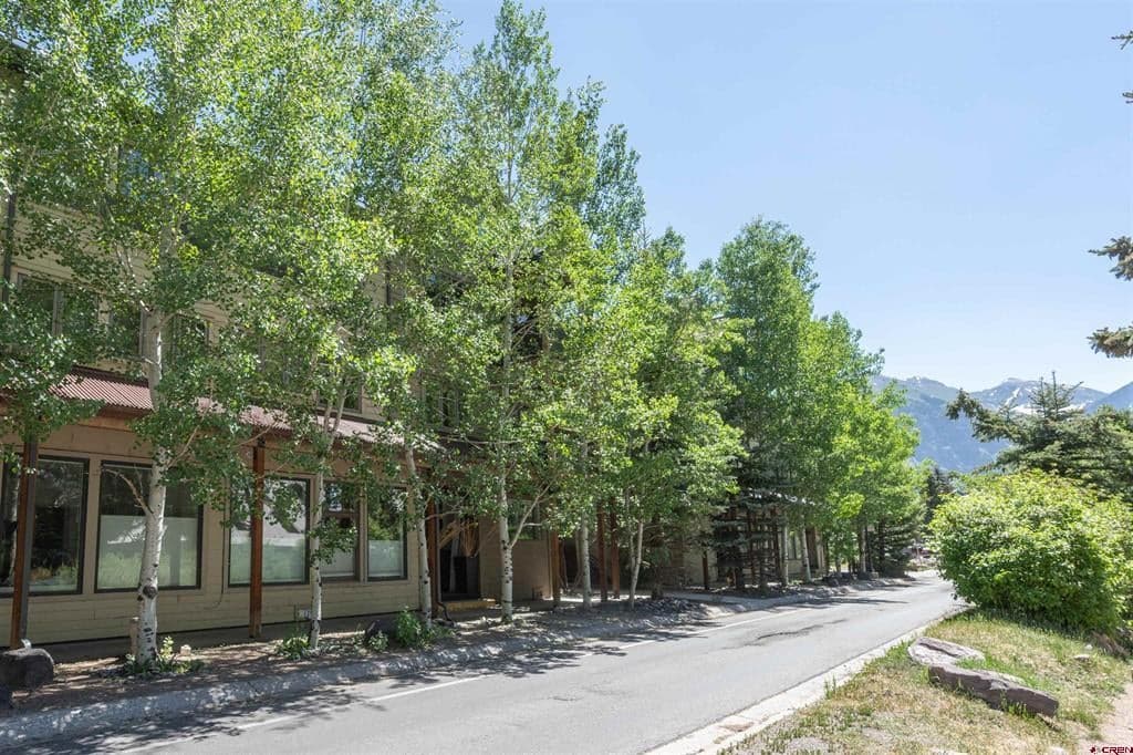 791 W Pacific Avenue 4H - Thumbnail 13