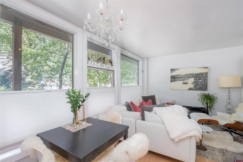 791 W Pacific Avenue 4H - Thumbnail 2