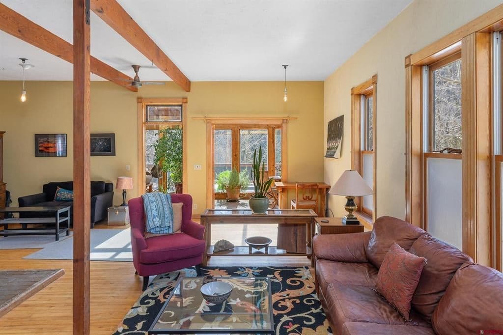 35 Porphyry Street - Thumbnail 4
