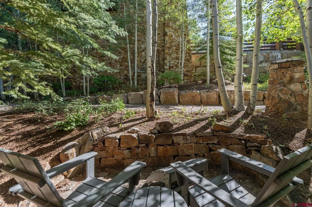 105 Sunny Ridge Place 105 - Thumbnail 16