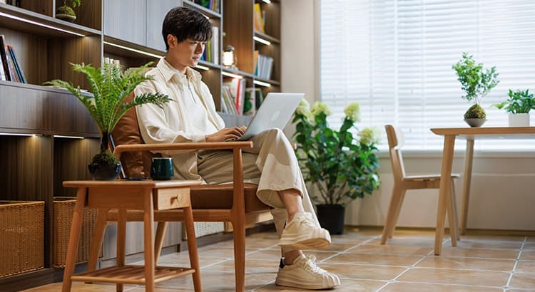 How Remote Work Expands Your Homebuying Horizons — featured image