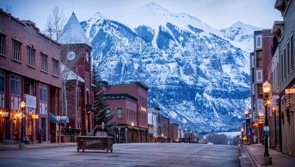 Where to Stay in Telluride, Colorado, for a Local Experience — featured image