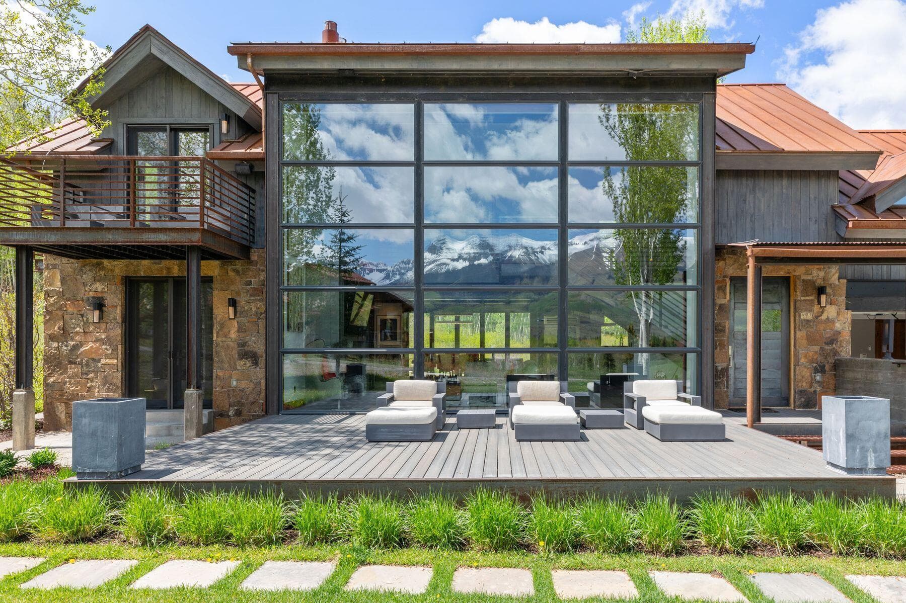 114 Arizona Street - Photo 1