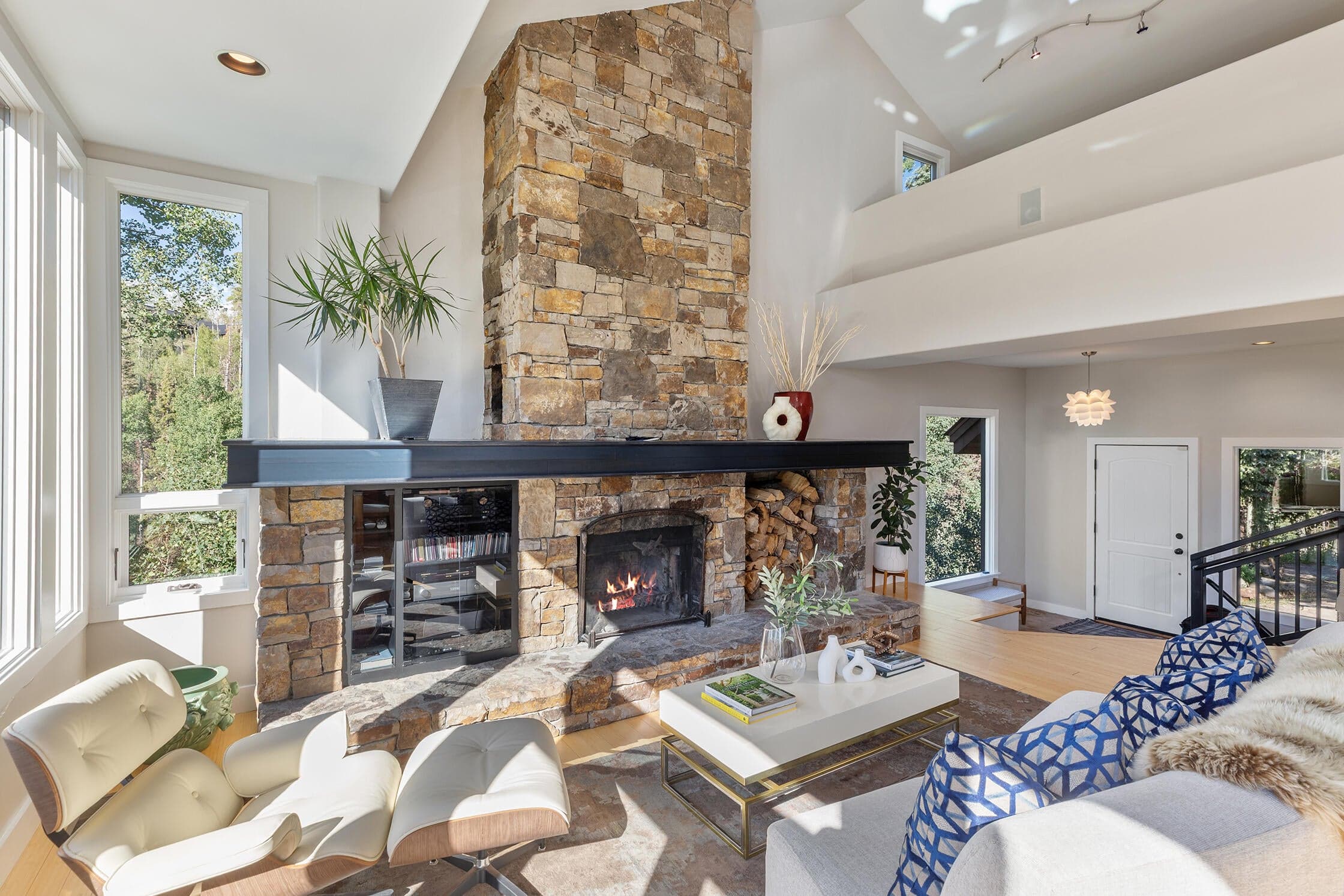 815 Saddle Horn Lane - Photo 1